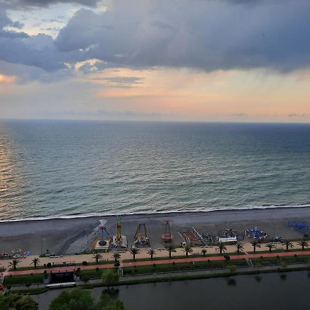 The Best Beach Aparthotel Orbi City Batoemi Buitenkant foto